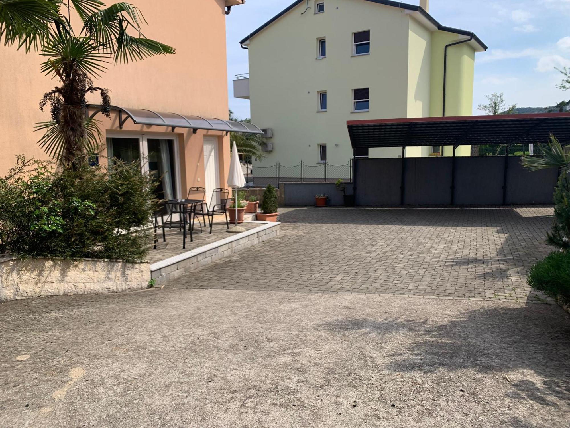 Grand Pool Apartment Ika-Опатія Екстер'єр фото